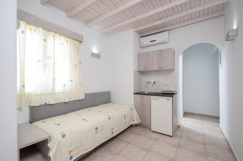 Pension Elena Agia Anna  Chambre photo